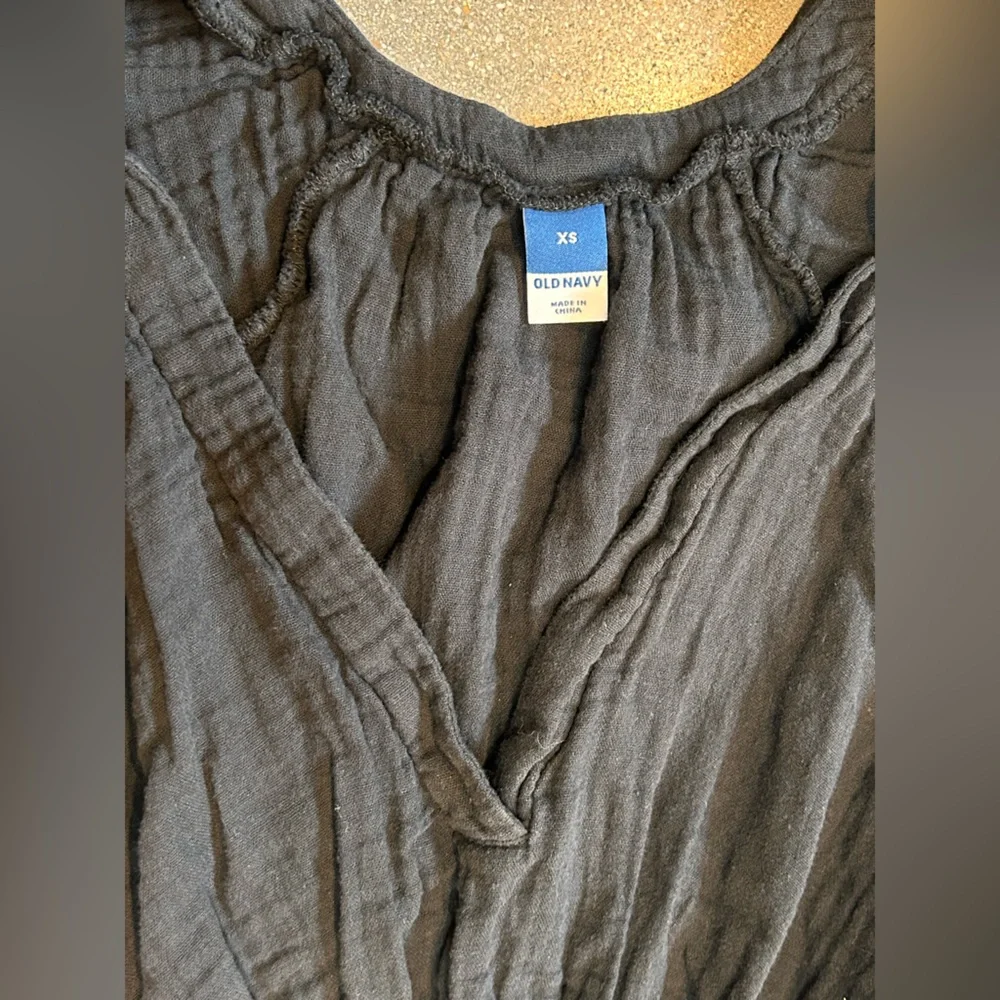 Cotton v-neck dress - Picture 4 of 6